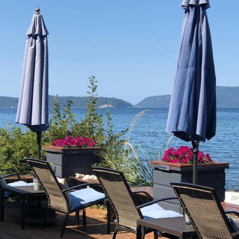 Qualicum Breeze Beach Resort Bowser Екстериор снимка