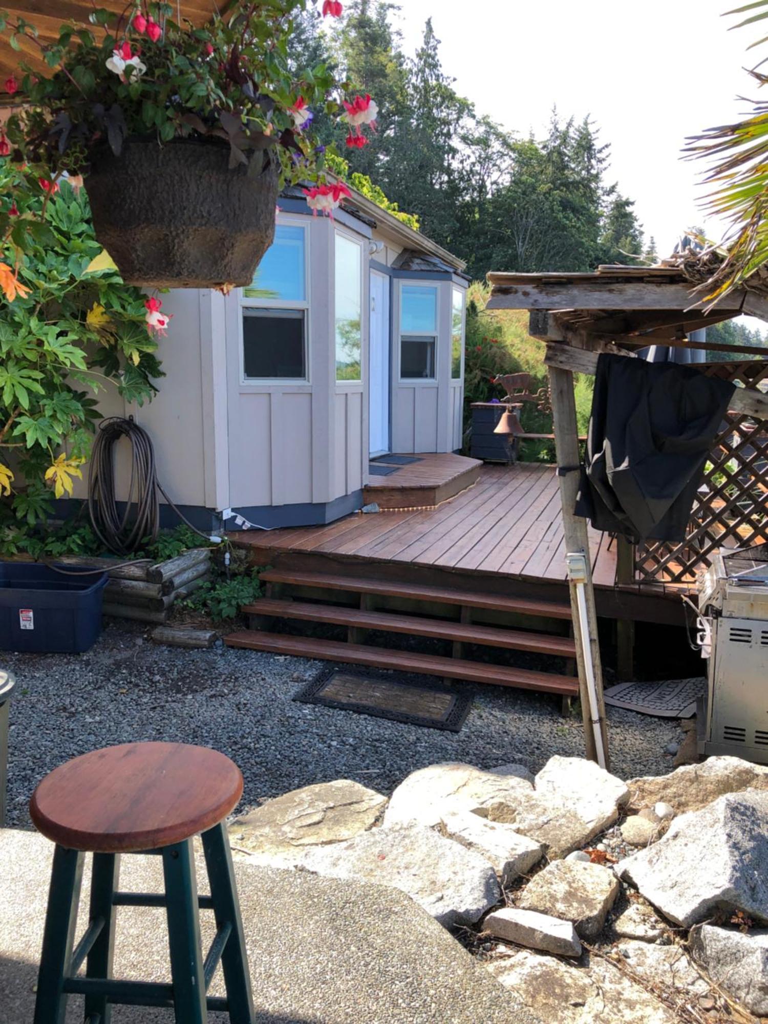 Qualicum Breeze Beach Resort Bowser Екстериор снимка