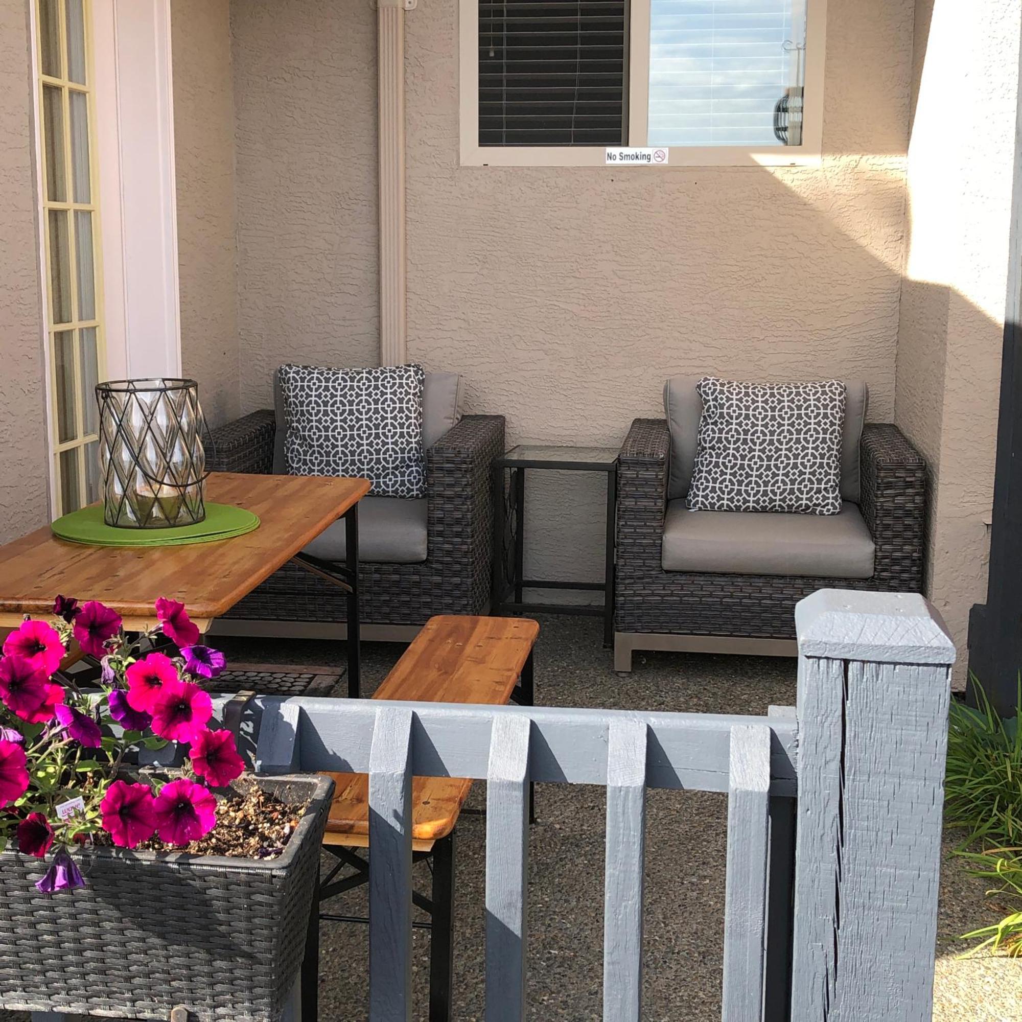 Qualicum Breeze Beach Resort Bowser Екстериор снимка